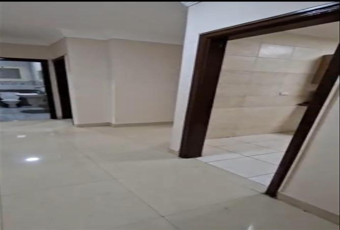 52183409 - صورة العقار 2