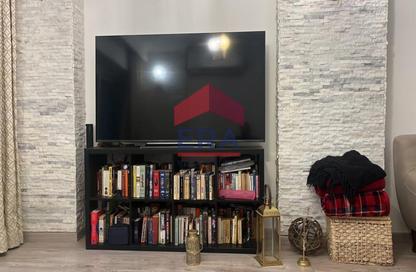 Apartment - 3 Bedrooms - 3 Bathrooms for sale in Zahraa Al Maadi St. - Degla - Hay El Maadi - Cairo
