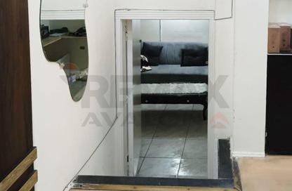 محل تجاري - استوديو - 1 حمام للبيع في شارع رشدي - رشدي - حي شرق - الاسكندرية