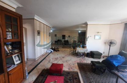 شقة - 5 - 2 للبيع في شارع شهاب - المهندسين - الجيزة شقة - 5 - 2 للبيع في شارع شهاب - المهندسين - الجيزة