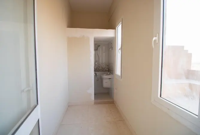 118453312 - Property Image 3