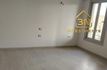 Apartment - 2 Bedrooms - 2 Bathrooms for rent in Palm Hills Village Gate - South Investors Area - New Cairo City - Cairo