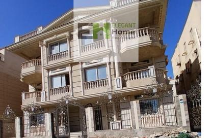 فيلا - 8 غرف نوم - 8 حمامات للبيع في شارع 17 - الحي الخامس - التجمع الخامس - مدينة القاهرة الجديدة - القاهرة