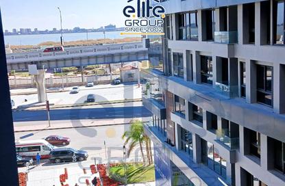 شقة - 3 غرف نوم - 3 حمامات للبيع في سكاي لاين - سموحة - حي شرق - الاسكندرية