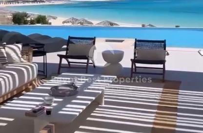 فيلا - 6 غرف نوم - 6 حمامات للبيع في بيت البحر - سيدي حنيش - الساحل الشمالي فيلا - 6 غرف نوم - 6 حمامات للبيع في بيت البحر - سيدي حنيش - الساحل الشمالي