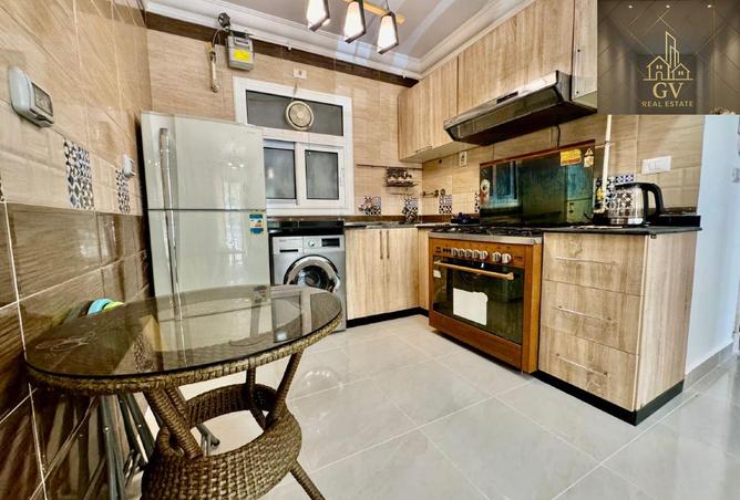 99801240 - Property Image 3
