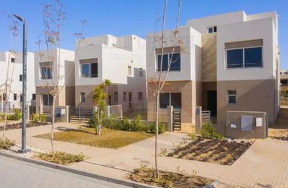 فيلا - 3 - 5 للبيع في ذا كراون - طريق مصر اسكندرية الصحراوي - مدينة 6 أكتوبر - الجيزة