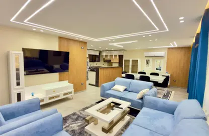 شقة - 2 غرف نوم - 2 حمامات للايجار في ازاد - كمبوندات التجمع الخامس - التجمع الخامس - مدينة القاهرة الجديدة - القاهرة