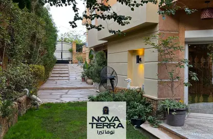 دوبلكس - 7 غرف نوم - 4 حمامات للبيع في شارع البستان - الحي التاسع - الشيخ زايد - الجيزة