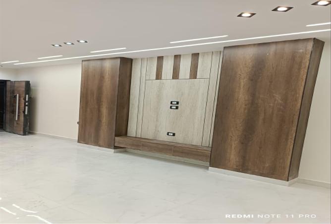 8716650 - صورة العقار 2