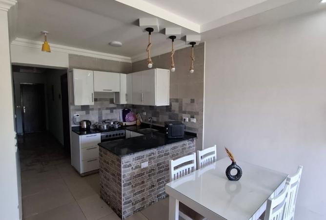 95748257 - Property Image 3