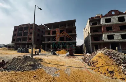 Apartment - 3 Bedrooms - 3 Bathrooms for sale in Bait Alwatan - The 5th Settlement - New Cairo City - Cairo