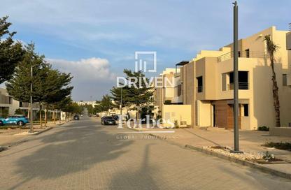 Villa - 4 Bedrooms - 5 Bathrooms for sale in The Crown - Cairo Alexandria Desert Road - 6 October City - Giza