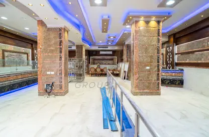 Shop - Studio - 2 Bathrooms for sale in Abdel Salam Aref St. - Laurent - Hay Sharq - Alexandria