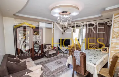 Apartment - 2 Bedrooms - 1 Bathroom for sale in Sidi Beshr - Hay Awal El Montazah - Alexandria