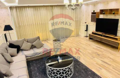 شقة - 2 غرف نوم - 2 حمامات للايجار في شارع كورنيش النيل - المعادي - حي المعادي - القاهرة