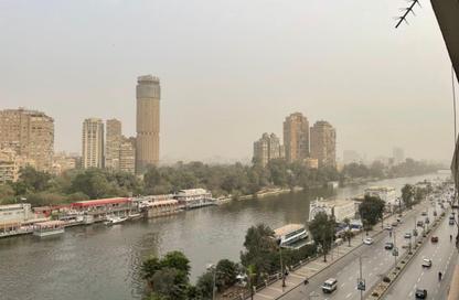 Apartment - 3 Bedrooms - 3 Bathrooms for sale in Nile Corniche St. - Al Agouza - Giza