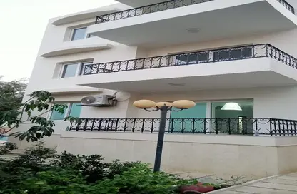 فيلا - استوديو - 5 حمامات للايجار في التجمع الاول - مدينة القاهرة الجديدة - القاهرة