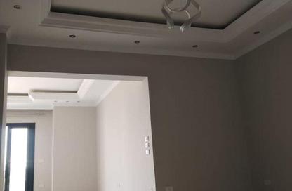 شقة - 3 غرف نوم - 3 حمامات للايجار في ذا كورت ياردز - كمبوندات الشيخ زايد - الشيخ زايد - الجيزة