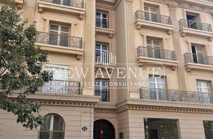 Apartment - 2 Bedrooms - 3 Bathrooms for sale in The Residences - New Cairo City - Cairo