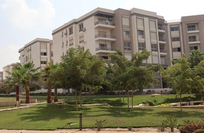 Apartment - 3 Bedrooms - 3 Bathrooms for sale in Park Corner - Hyde Park - New Cairo City - Cairo