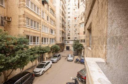 Apartment - 3 Bedrooms - 3 Bathrooms for sale in Laurent - Hay Sharq - Alexandria