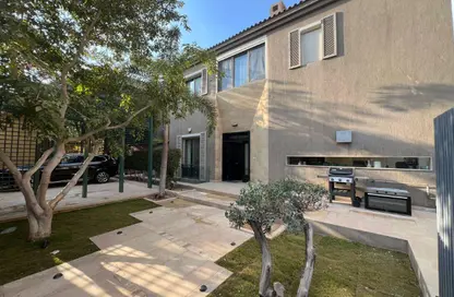 فيلا - 4 غرف نوم - 6 حمامات للبيع في الجريا - كمبوندات الشيخ زايد - الشيخ زايد - الجيزة