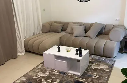 Apartment - 2 Bedrooms - 1 Bathroom for rent in Al Mostakbal - 12th District - Sheikh Zayed City - Giza