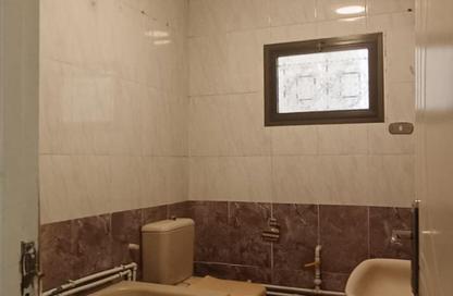 Apartment - 2 Bedrooms - 1 Bathroom for rent in Asmaa Fahmy St. - Ard El Golf - Heliopolis - Masr El Gedida - Cairo
