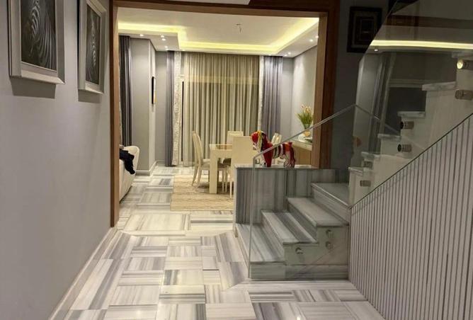 8577190 - Property Image 2