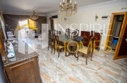 Apartment - 3 Bedrooms - 2 Bathrooms for sale in Camp Chezar - Hay Wasat - Alexandria