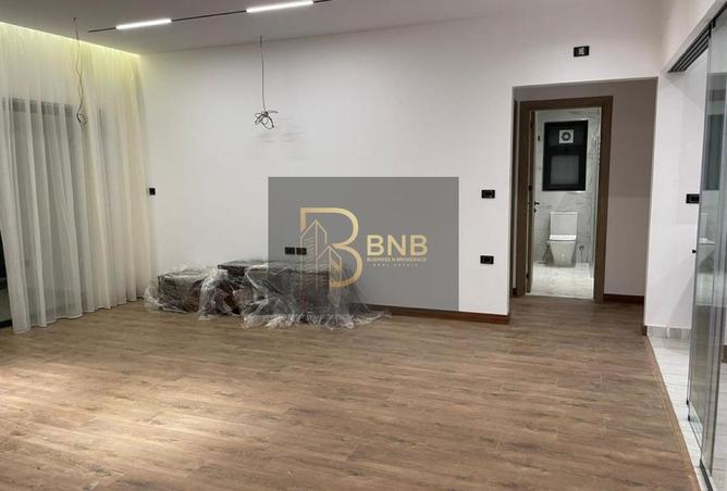 8678811 - Property Image 3