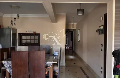 شقة - 3 غرف نوم - 3 حمامات للبيع في شارع 6 - الحي الرابع - مدينة 6 أكتوبر - الجيزة