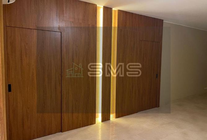 53726201 - Property Image 2