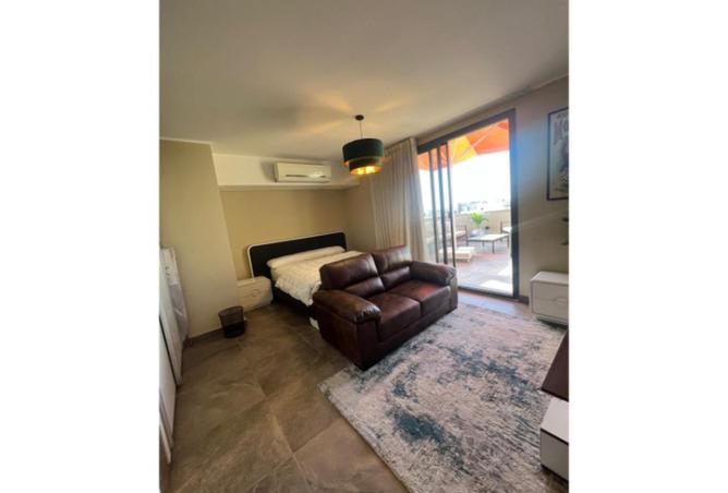 81572347 - Property Image 2