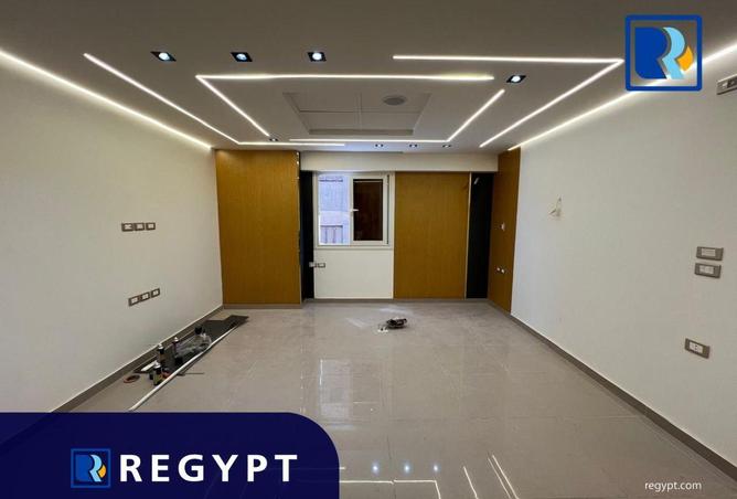 8703822 - Property Image 3