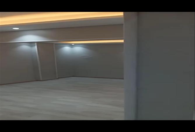 61688223 - Property Main Image