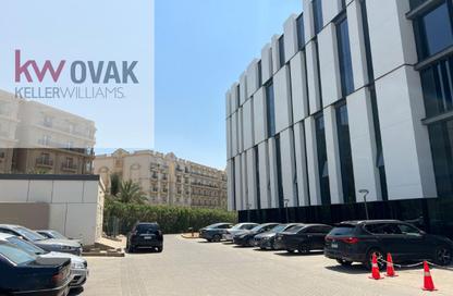 Office Space - Studio - 1 for rent in Hyde Park Business District Mall - South Teseen St. - The 5th Settlement - New Cairo City - Cairo