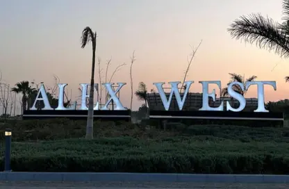 Twin House - 3 Bedrooms - 3 Bathrooms for sale in Alex West - Alexandria Compounds - Alexandria