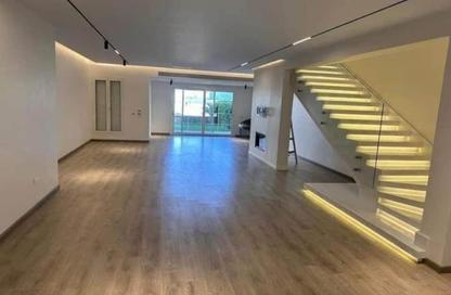فيلا - 5 غرف نوم - 5 حمامات للبيع في نيو جيزة - طريق مصر اسكندرية الصحراوي - مدينة 6 أكتوبر - الجيزة