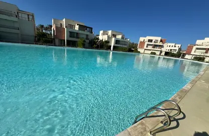 فيلا - 6 غرف نوم - 5 حمامات للبيع في مراسي - سيدي عبد الرحمن - الساحل الشمالي فيلا - 6 غرف نوم - 5 حمامات للبيع في مراسي - سيدي عبد الرحمن - الساحل الشمالي