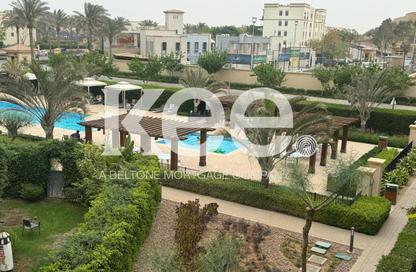 Apartment - 3 - 3 for sale in Uptown Cairo Road - Al Abageyah - El Khalifa - Cairo