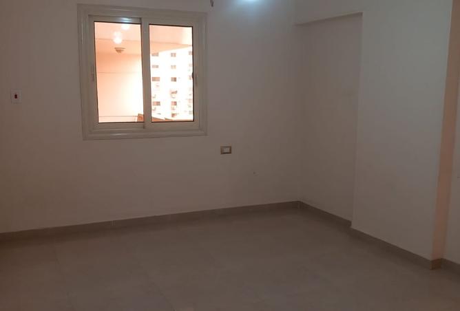 99384845 - صورة العقار 3