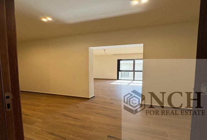 8677205 - صورة العقار 2