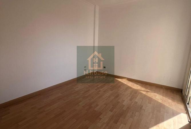 8558935 - Property Image 2