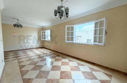 Apartment - 3 Bedrooms - 1 Bathroom for rent in Waboor Elmayah - Hay Wasat - Alexandria