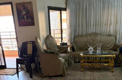 Apartment - 3 Bedrooms - 3 Bathrooms for sale in Mohammed Al Maqref St. - 6th Zone - Nasr City - Cairo