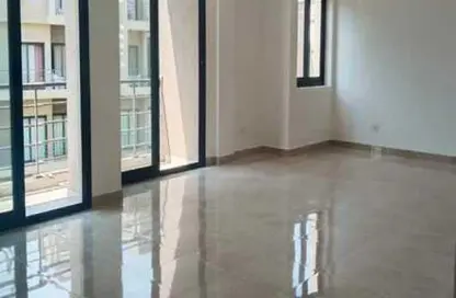 شقة - 3 غرف نوم - 3 حمامات للايجار في مون ريزيدنس - فيفث سكوير - التجمع الخامس - مدينة القاهرة الجديدة - القاهرة
