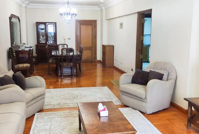 99804119 - Property Image 3