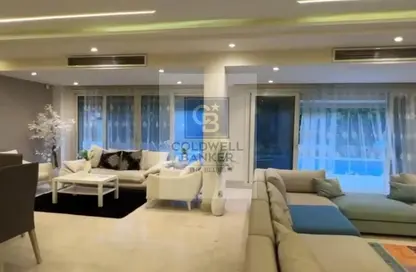 فيلا - 6 غرف نوم - 4 حمامات للبيع في جراند ريزيدنس - المستثمرين الجنوبية - مدينة القاهرة الجديدة - القاهرة